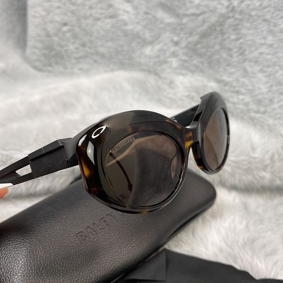 Balenciaga Accessories - BALENCIAGA BB0053S 002 Cat Eye Havana Shiny Black Brown 55 mm Women's Sunglasses